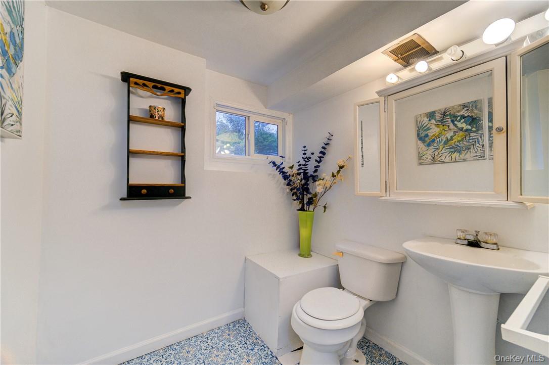 2125 State Route 300, Wallkill, NY 12589