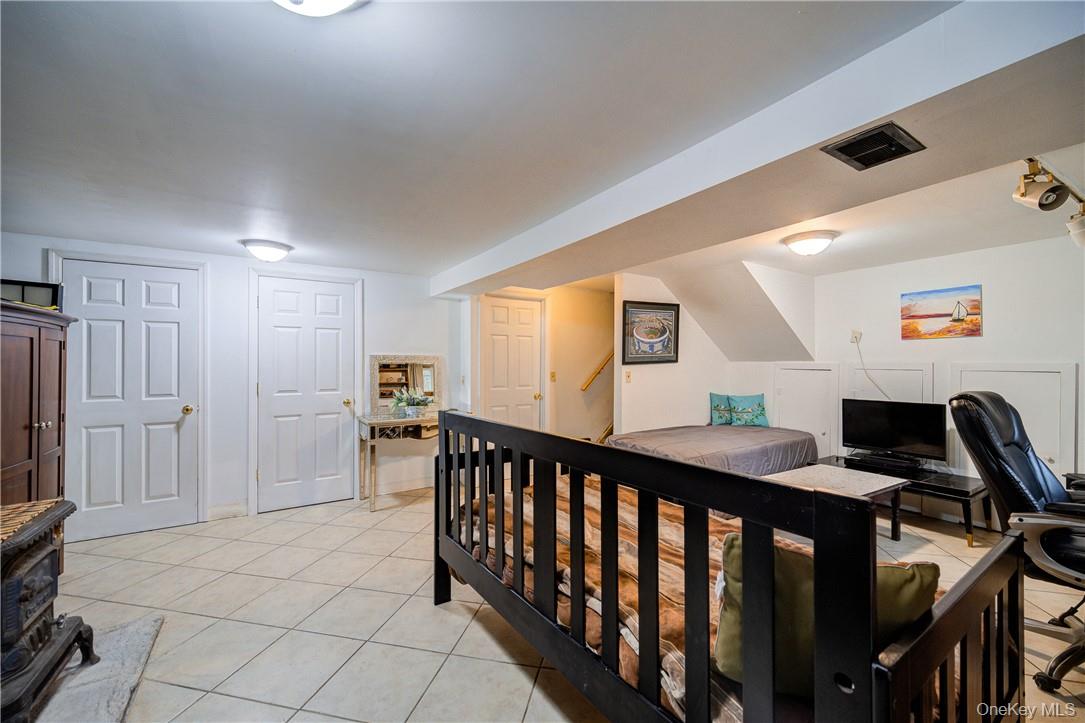 2125 State Route 300, Wallkill, NY 12589