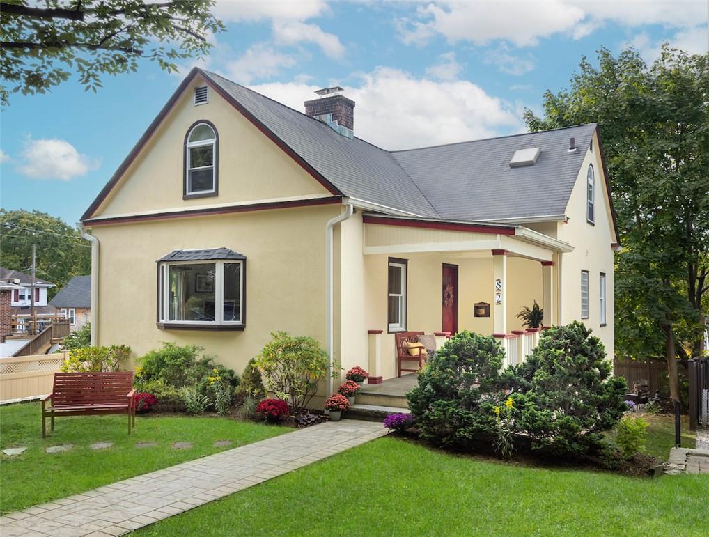 82 Mohican Park Avenue, Dobbs Ferry, NY 10522