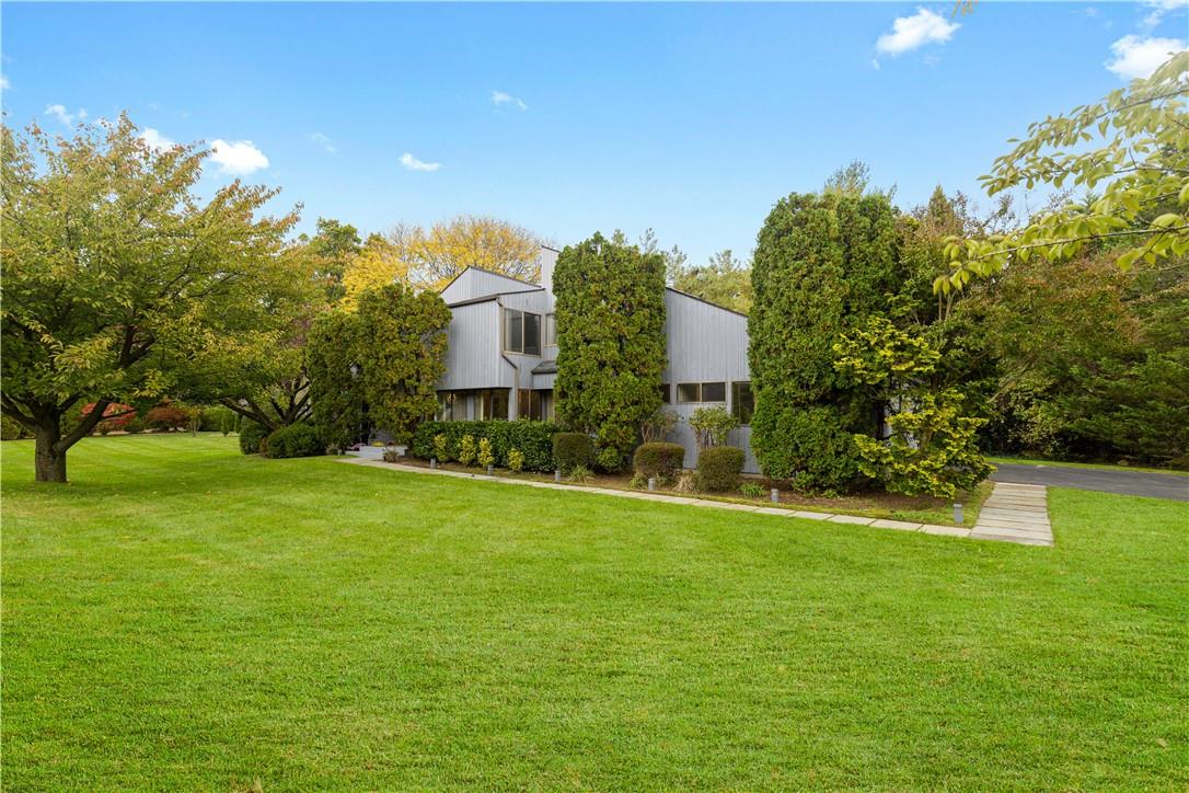 27 Pheasant Run, Scarsdale, NY 10583