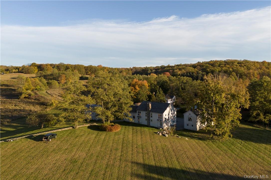 465 Shunpike, Millbrook, NY 12545