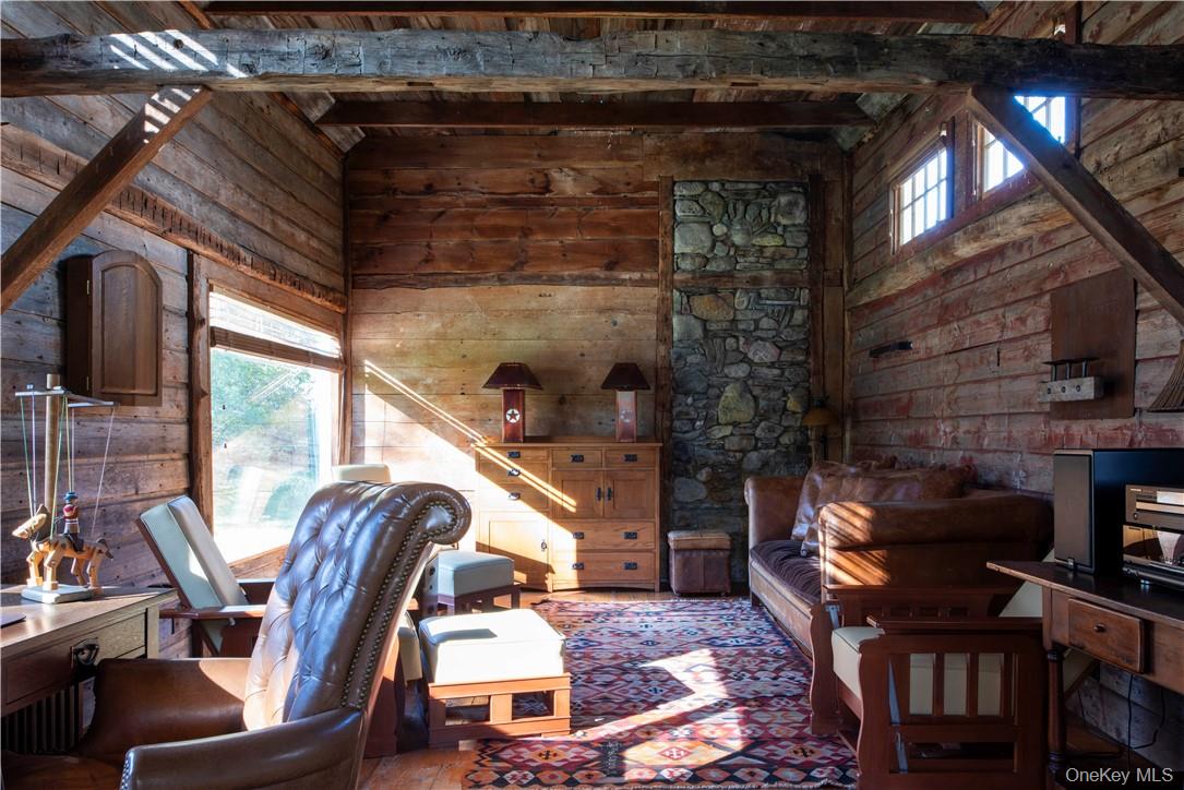 465 Shunpike, Millbrook, NY 12545