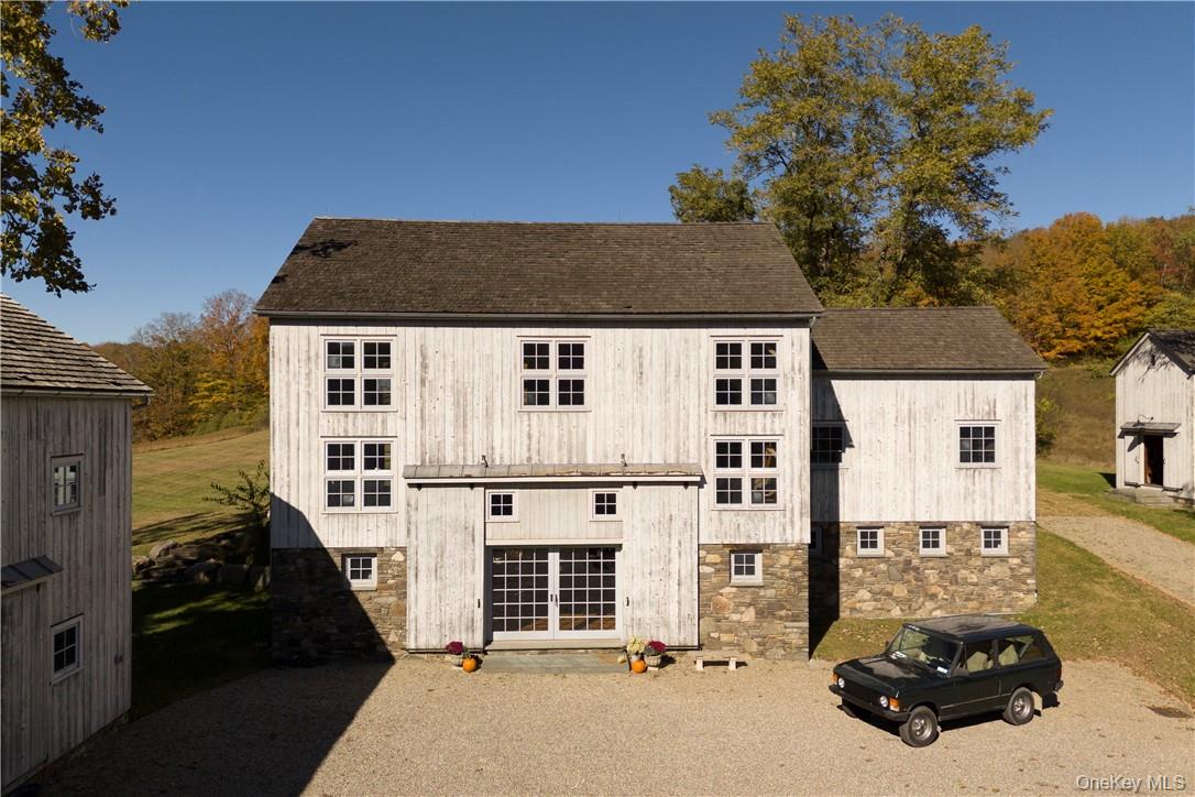 465 Shunpike, Millbrook, NY 12545