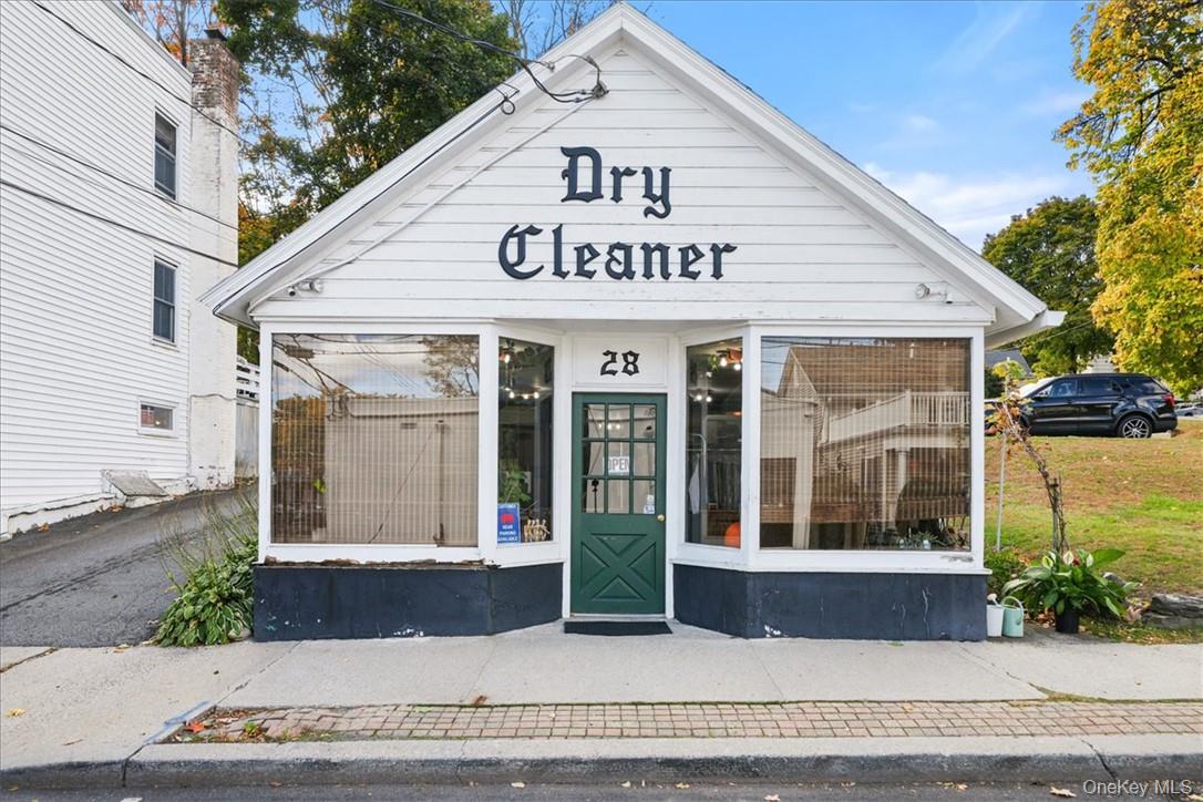 74 S Moger Avenue, Mount Kisco, NY 10549