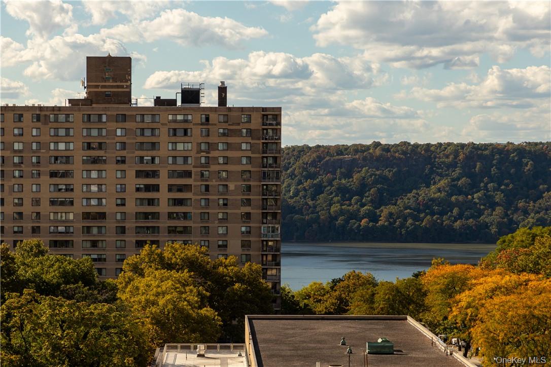 640 W 237th Street # 12B, Bronx, NY 10463