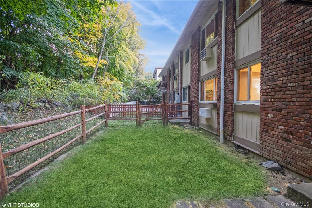 5 Rolling Way # K, Peekskill, NY 10566