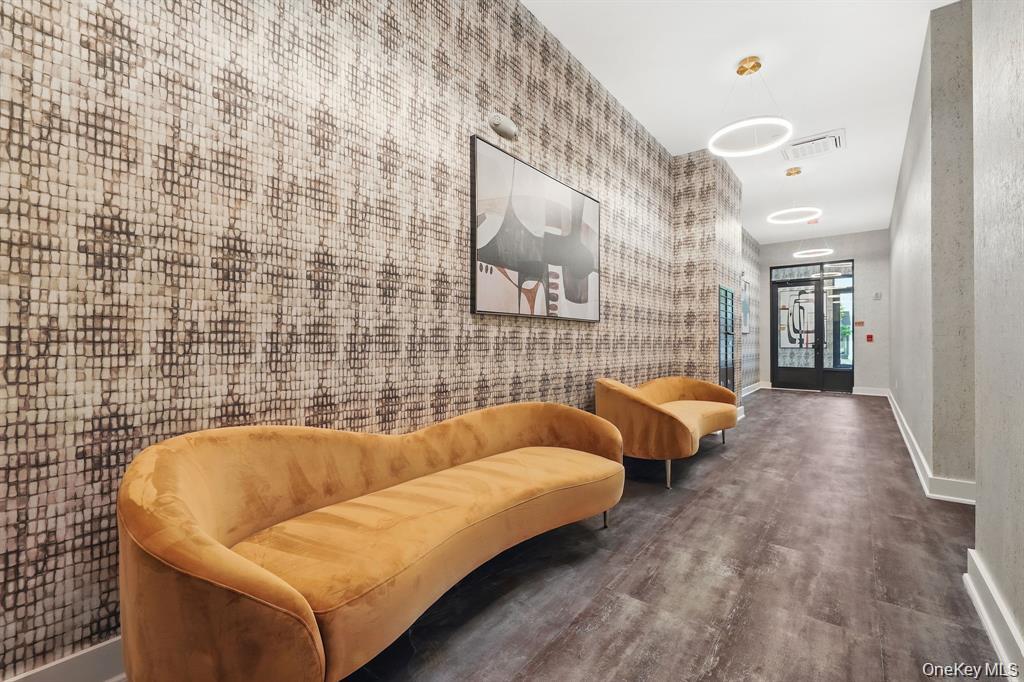 199 E Post Road # 202, White Plains, NY 10601