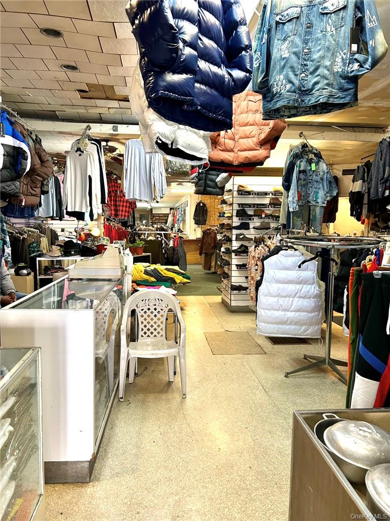 350 Main Street, Poughkeepsie, NY 12601