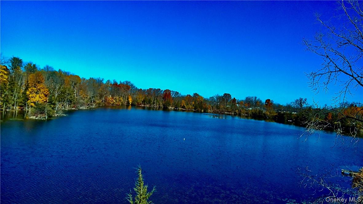 191 Columbia Turnpike Loop, Hudson, NY 12534