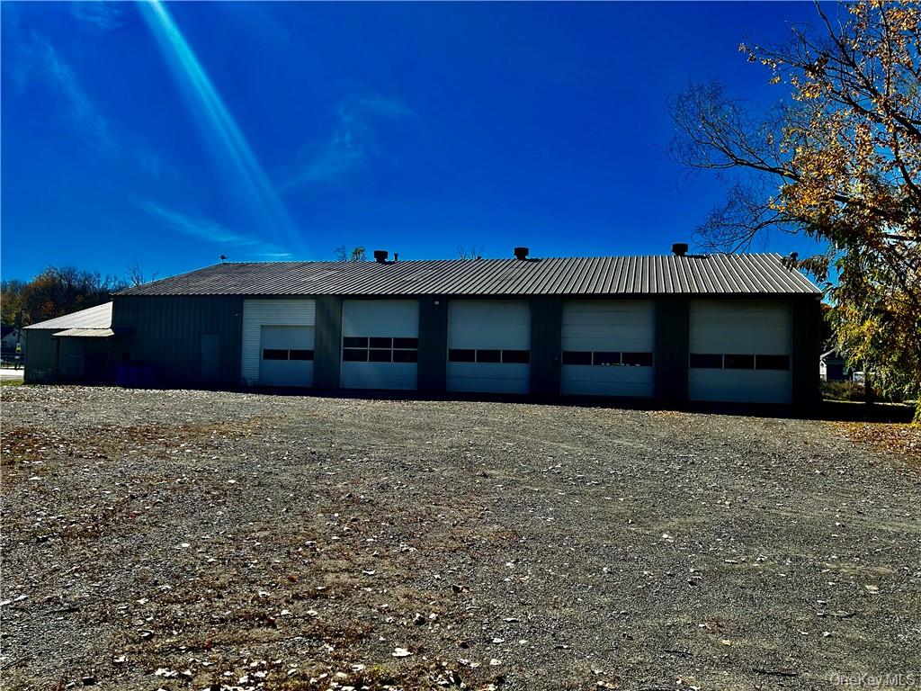 191 Columbia Turnpike Loop, Hudson, NY 12534