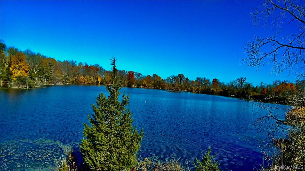 191 Columbia Turnpike Loop, Hudson, NY 12534