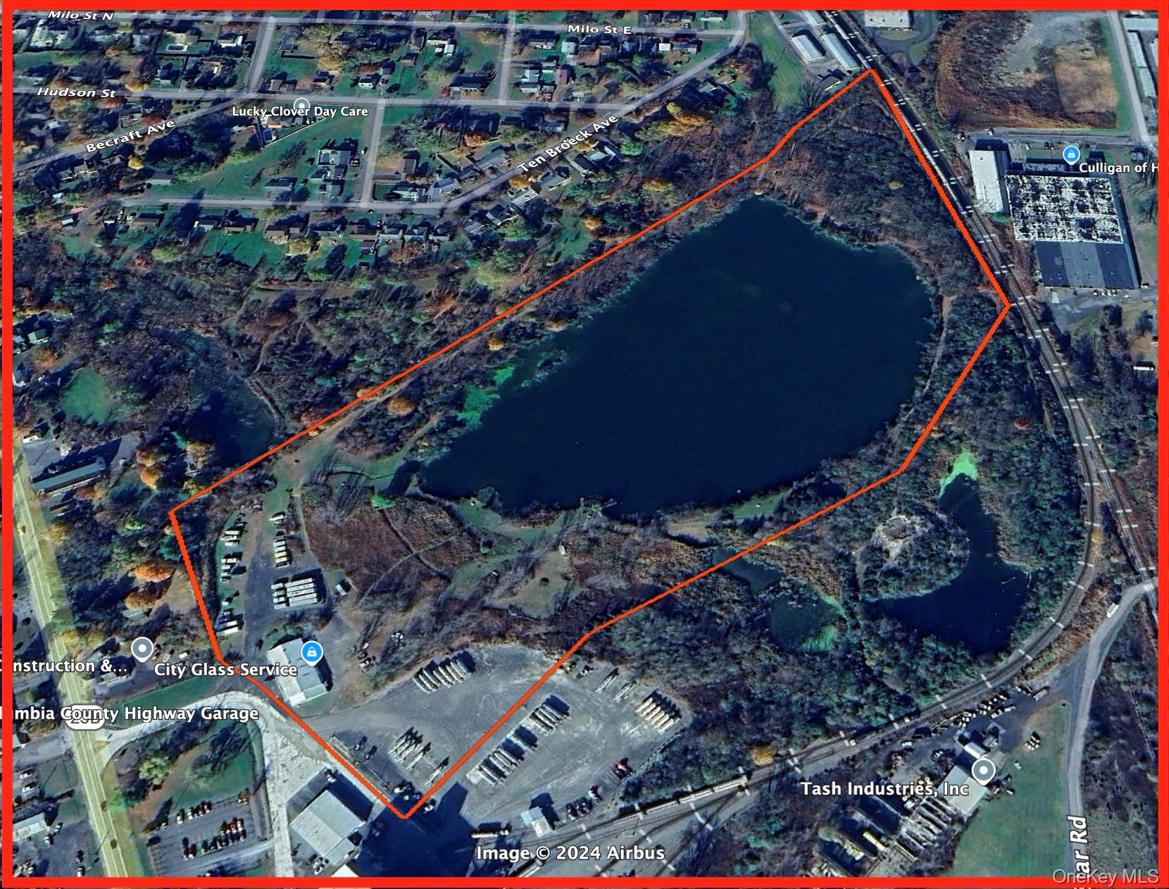 191 Columbia Turnpike Loop, Hudson, NY 12534