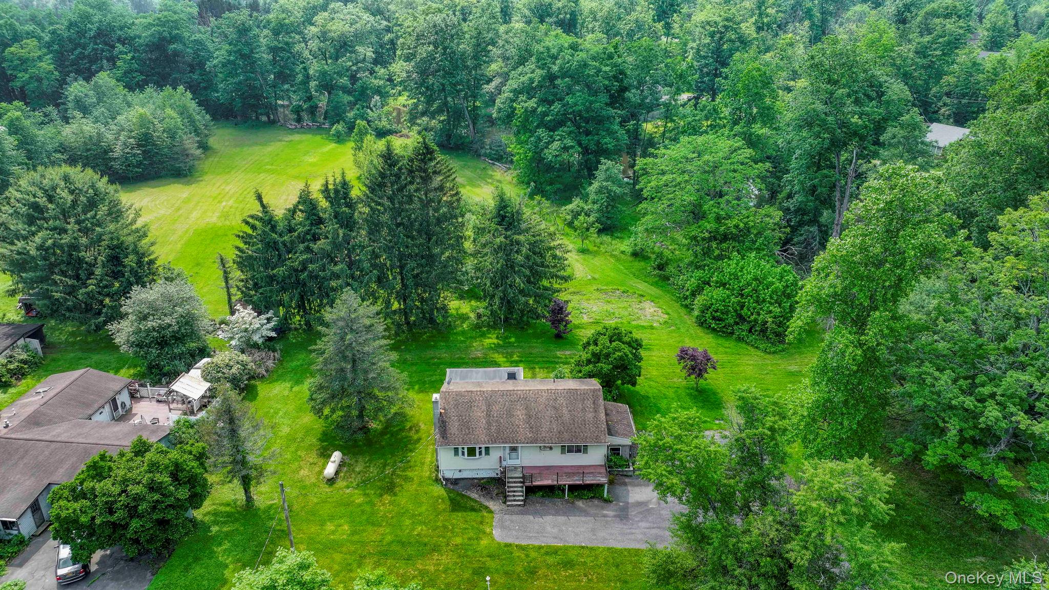 6 Crawford Street, Pine Bush, NY 12566