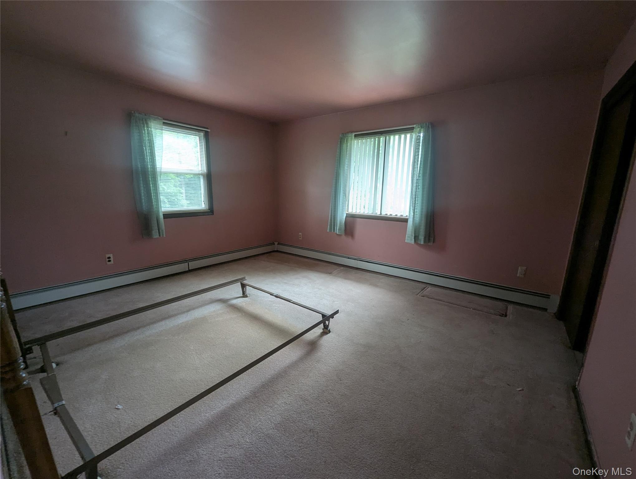 6 Crawford Street, Pine Bush, NY 12566