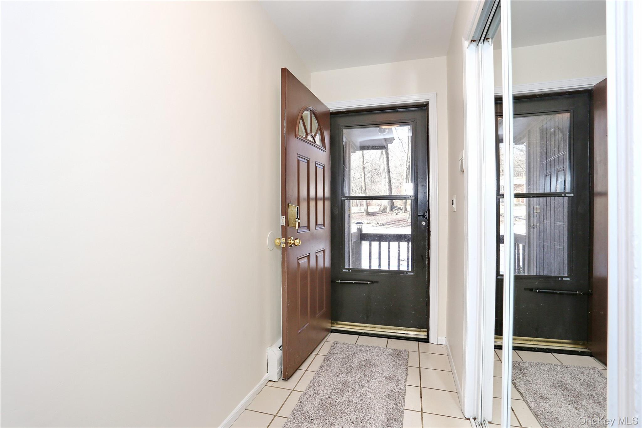 9 Country Club Lane, Airmont, NY 10952