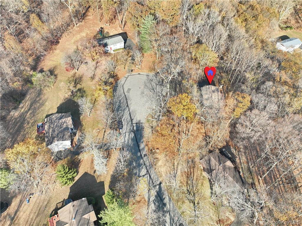 9 Country Club Lane, Airmont, NY 10952