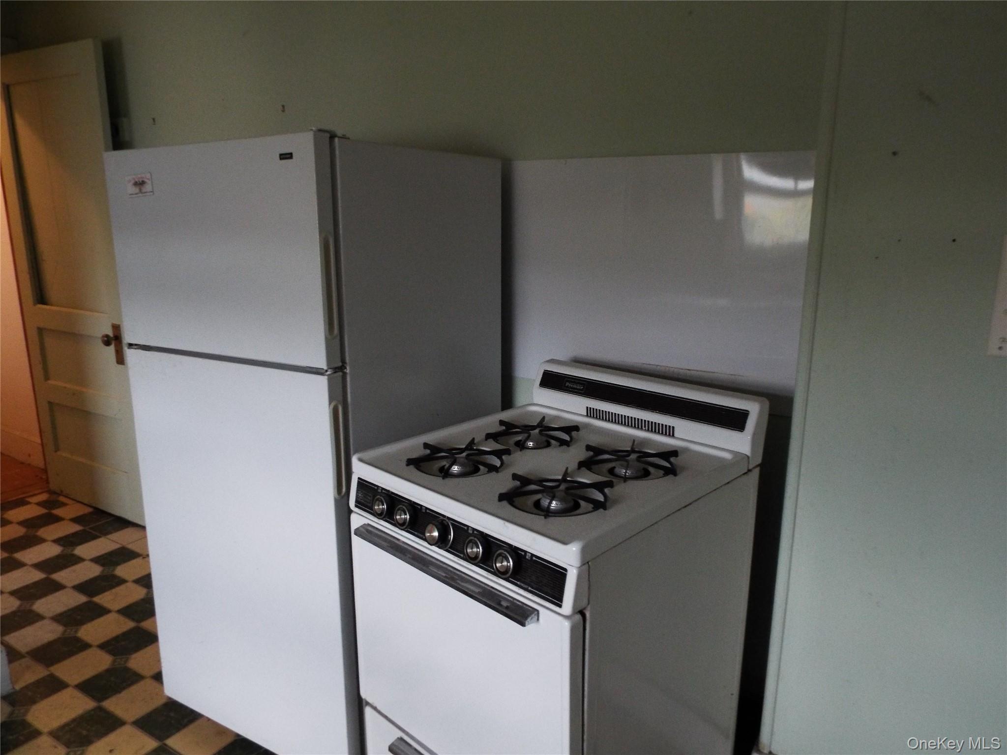 76 E Main Street, Port Jervis, NY 12771