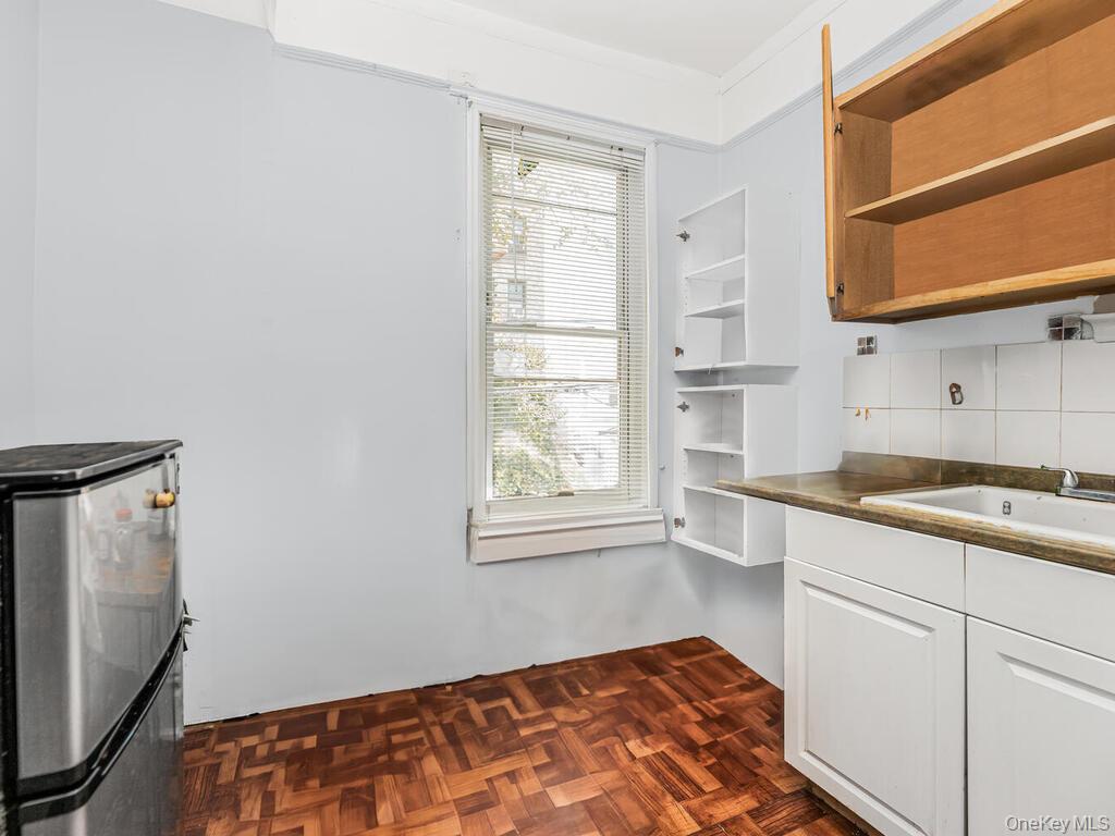 1151 Saint Lawrence Avenue, Bronx, NY 10472