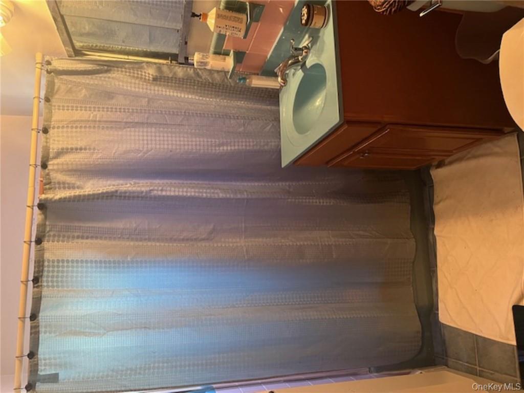 3613 Paulding Avenue, Bronx, NY 10469