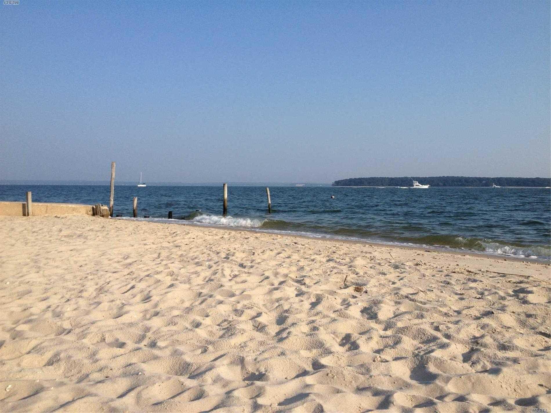 16640 Main Street # Cottag, New Suffolk, NY 11956