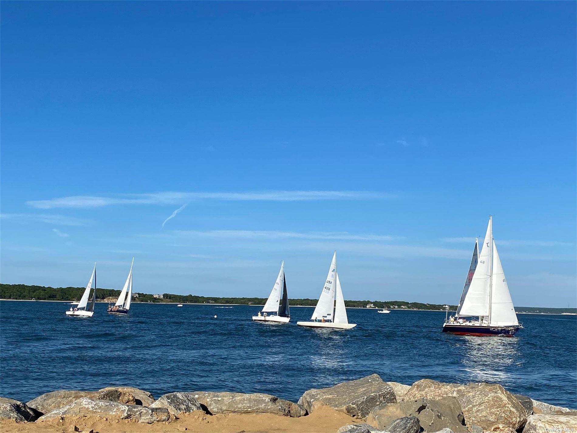 640 Orchard Street, New Suffolk, NY 11956