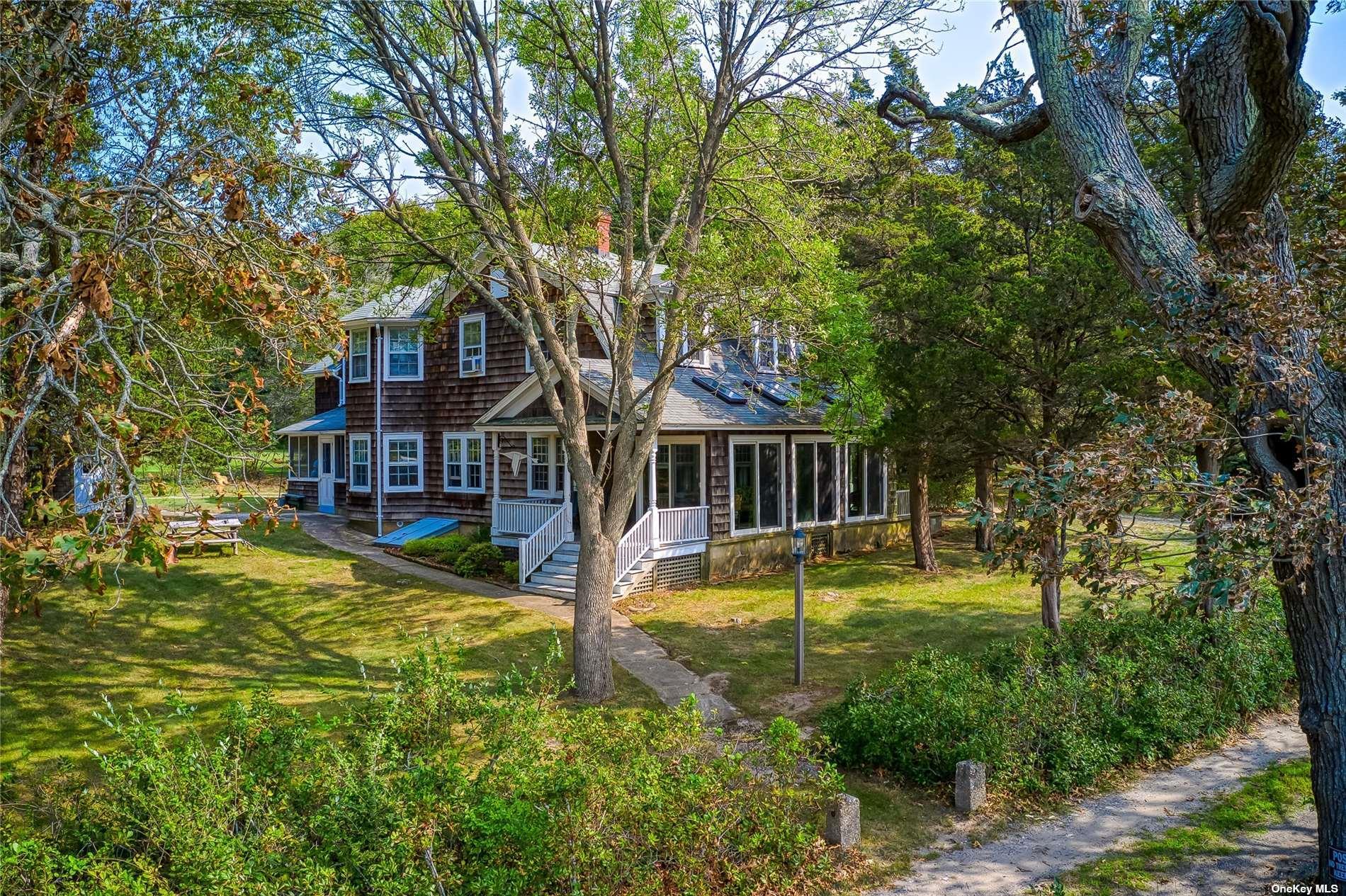 1695 Old Woods Path, Southold, NY 11971