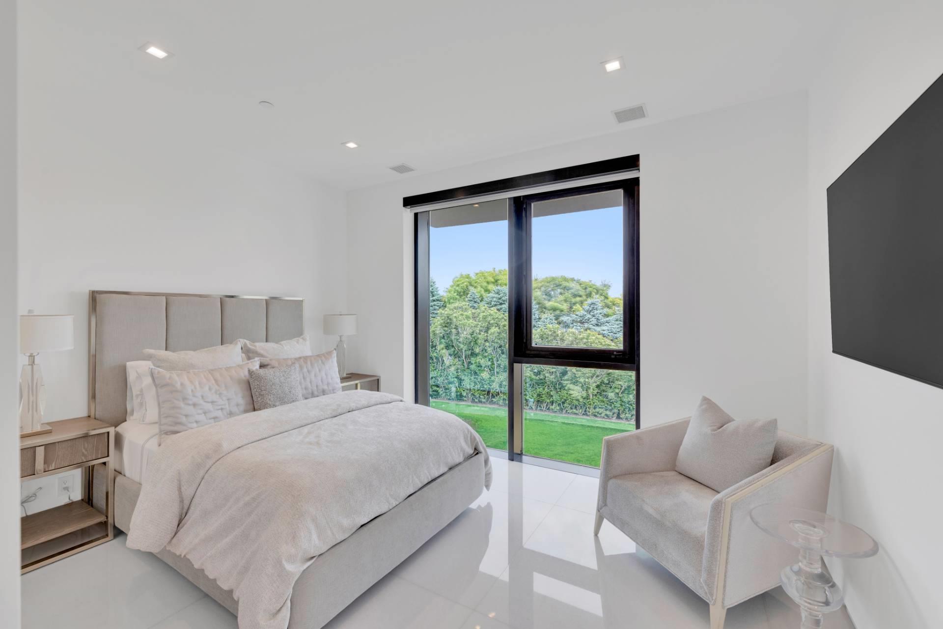 88 Rose Way, Bridgehampton, NY 11932