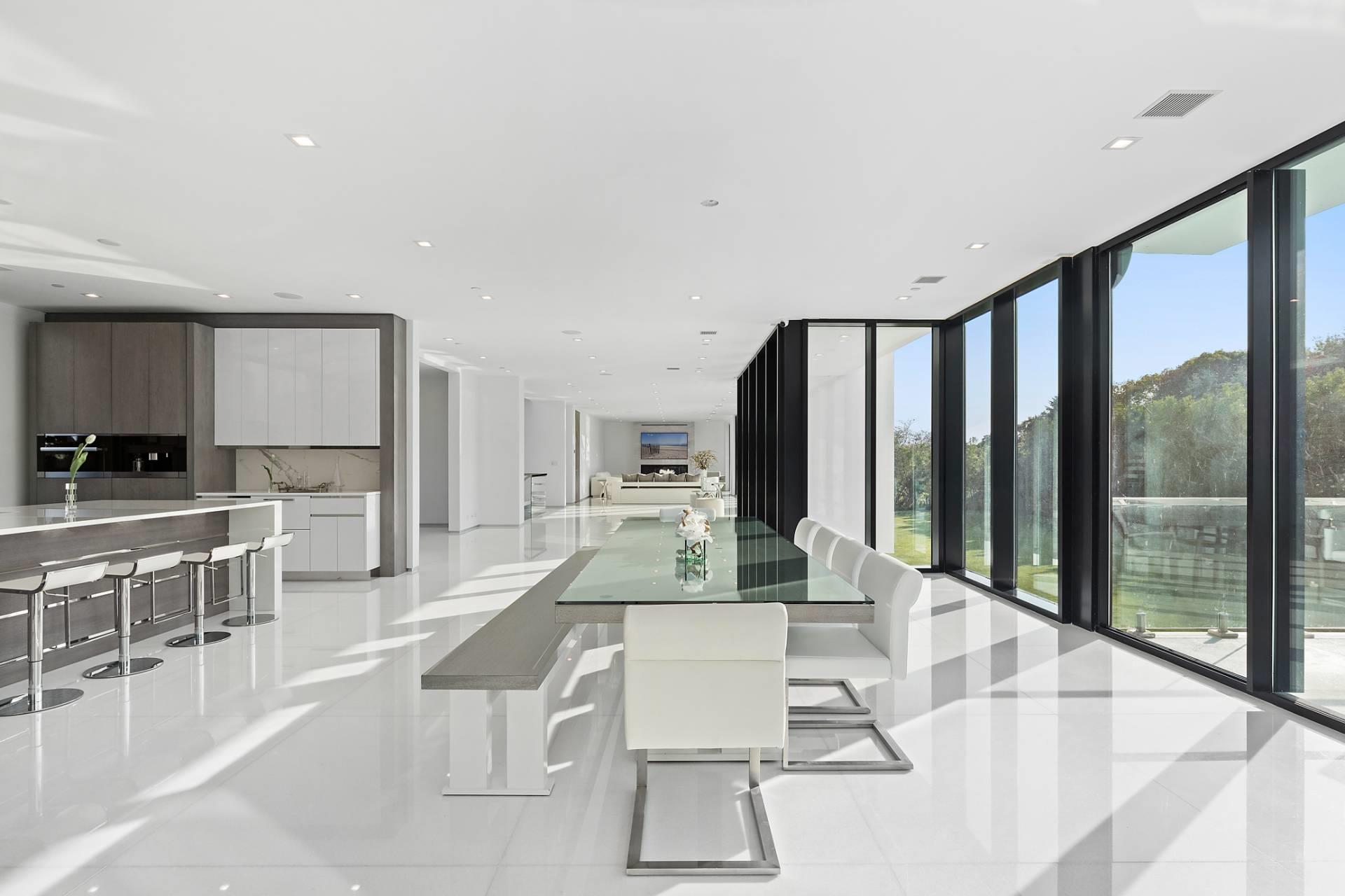 88 Rose Way, Bridgehampton, NY 11932