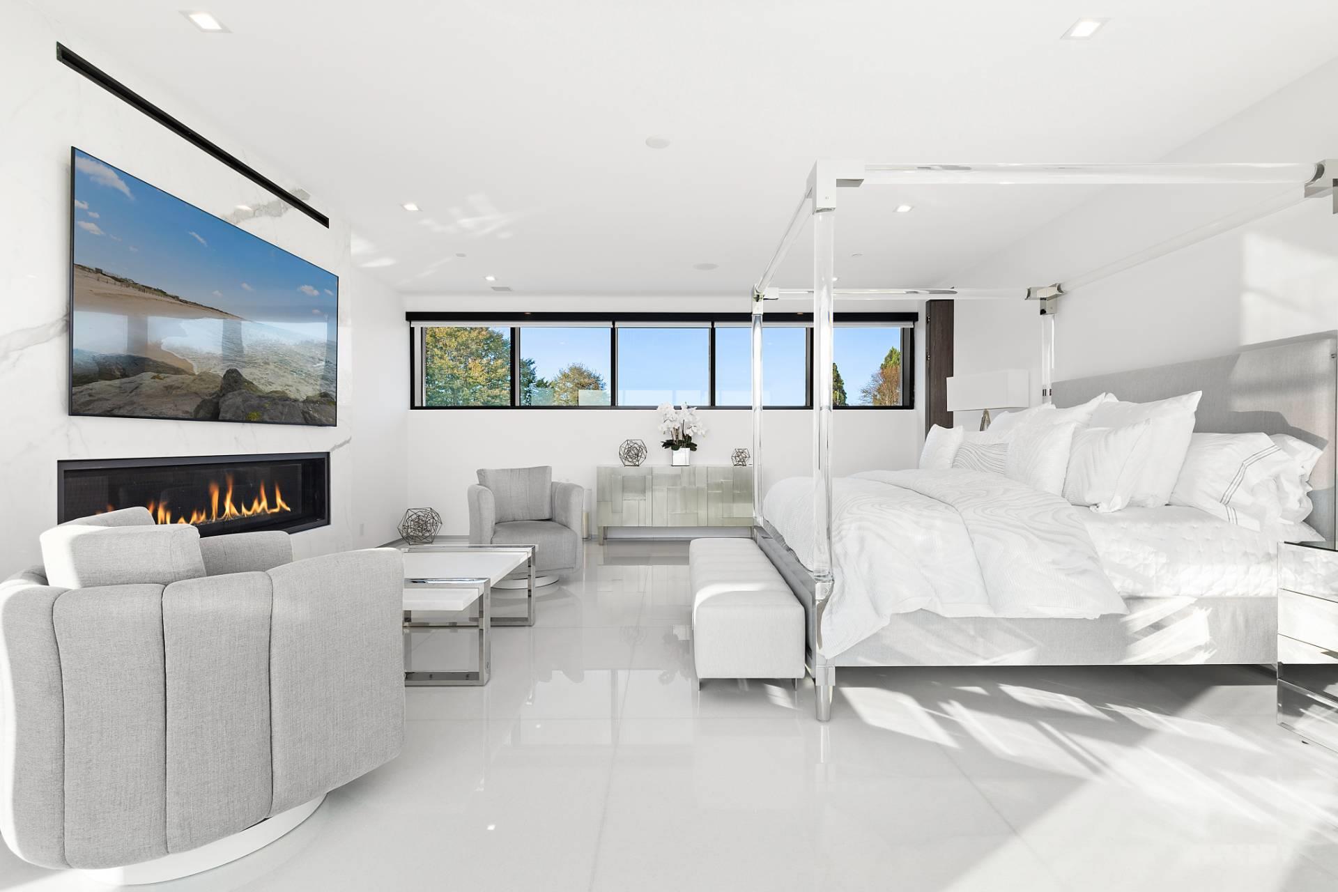 88 Rose Way, Bridgehampton, NY 11932