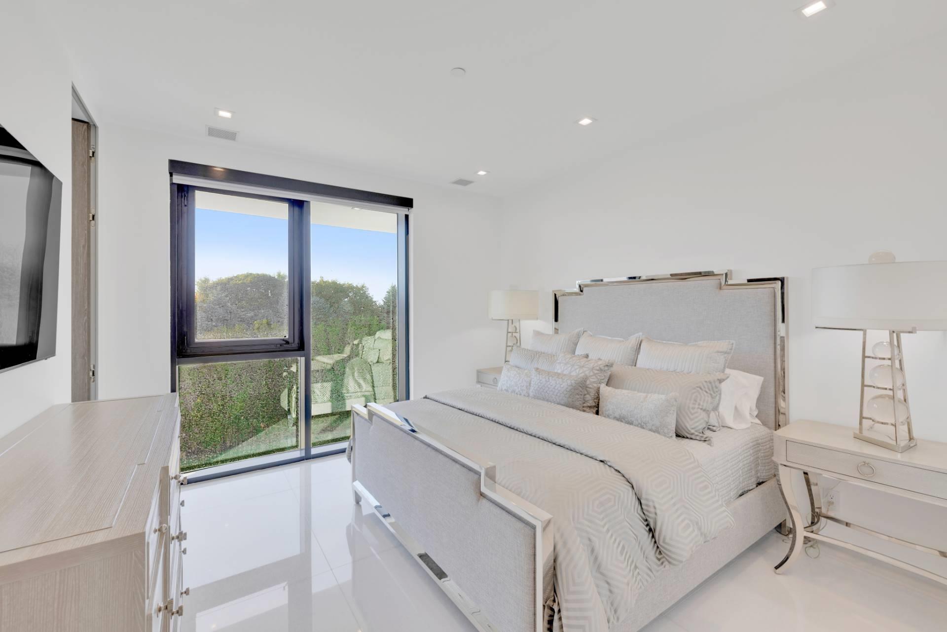 88 Rose Way, Bridgehampton, NY 11932