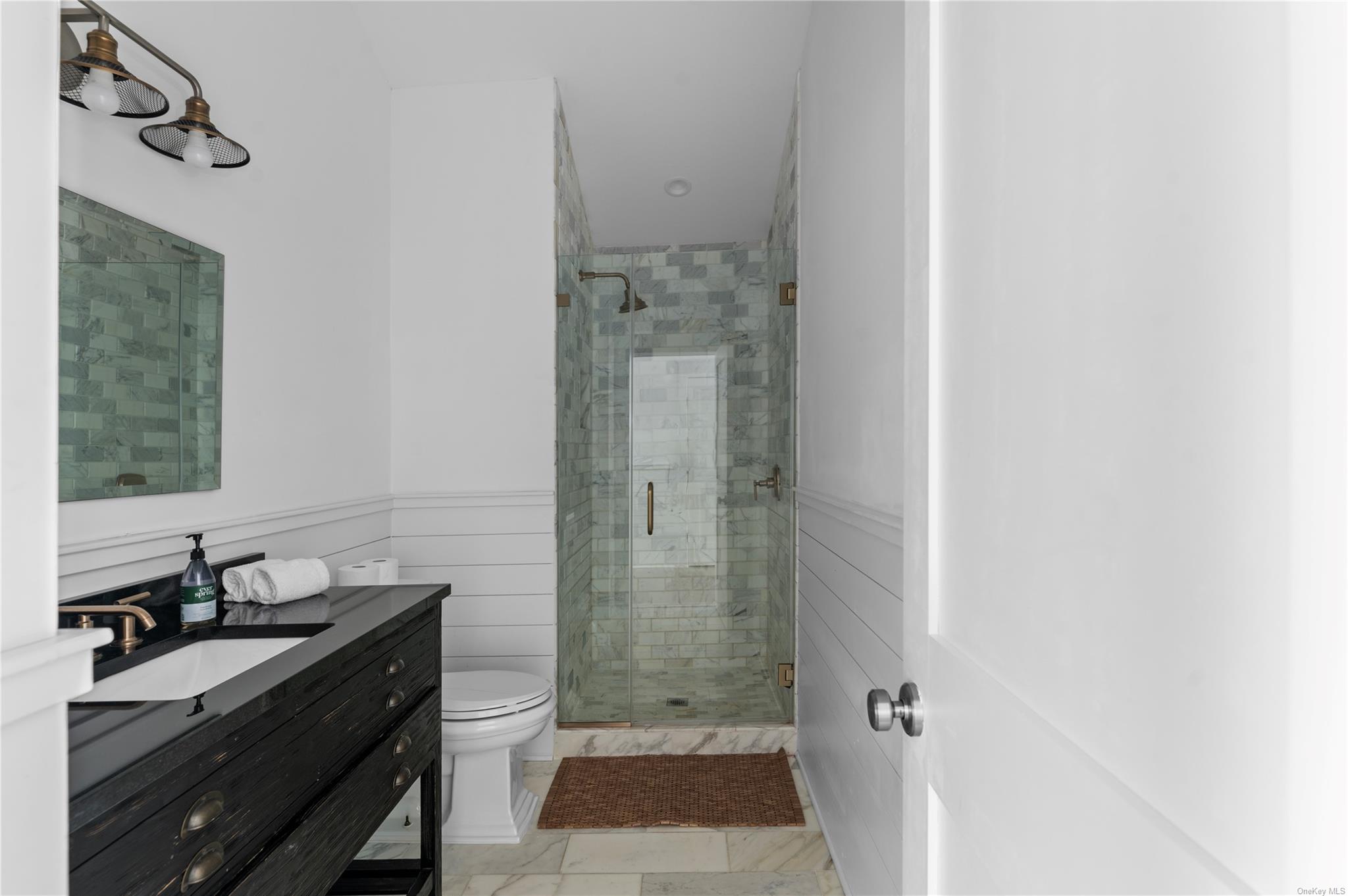 386 Dehnhoff, Ocean Beach, NY 11770