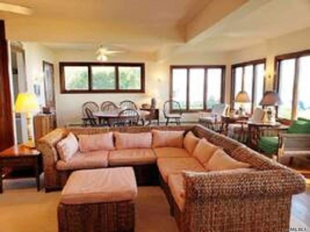 15 Downs Boulevard, Jamesport, NY 11947