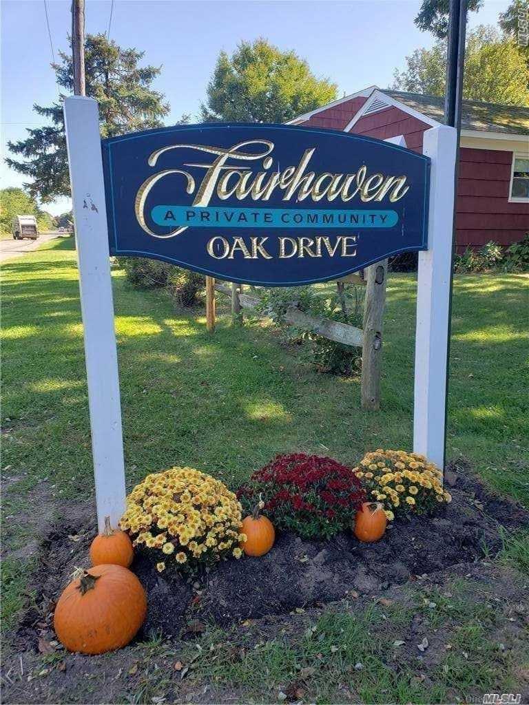 15 Downs Boulevard, Jamesport, NY 11947