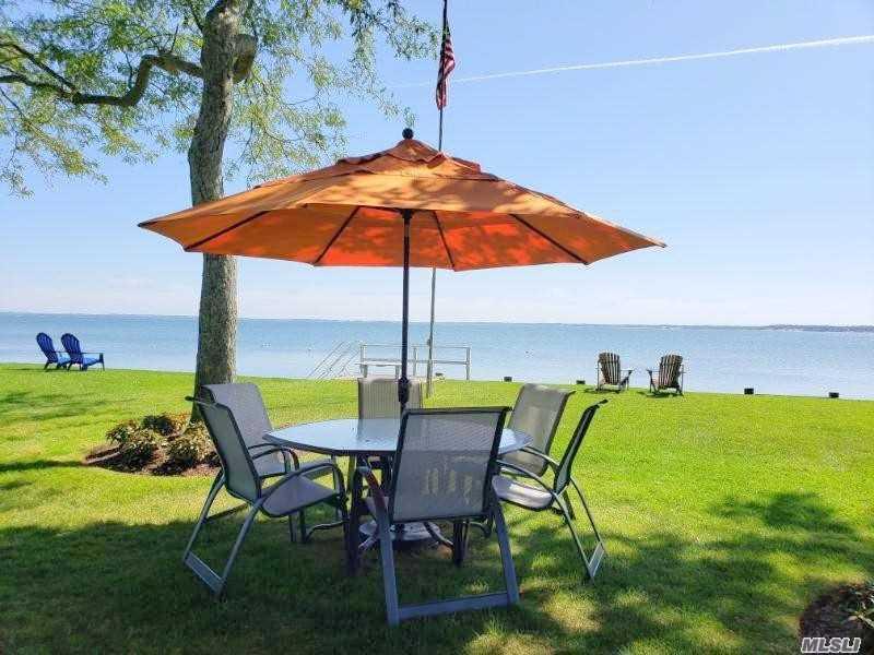 15 Downs Boulevard, Jamesport, NY 11947