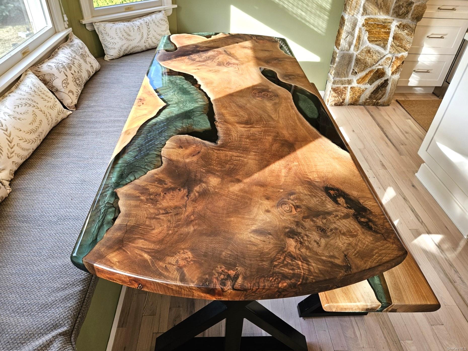 1275 The Esplanade, Southold, NY 11971