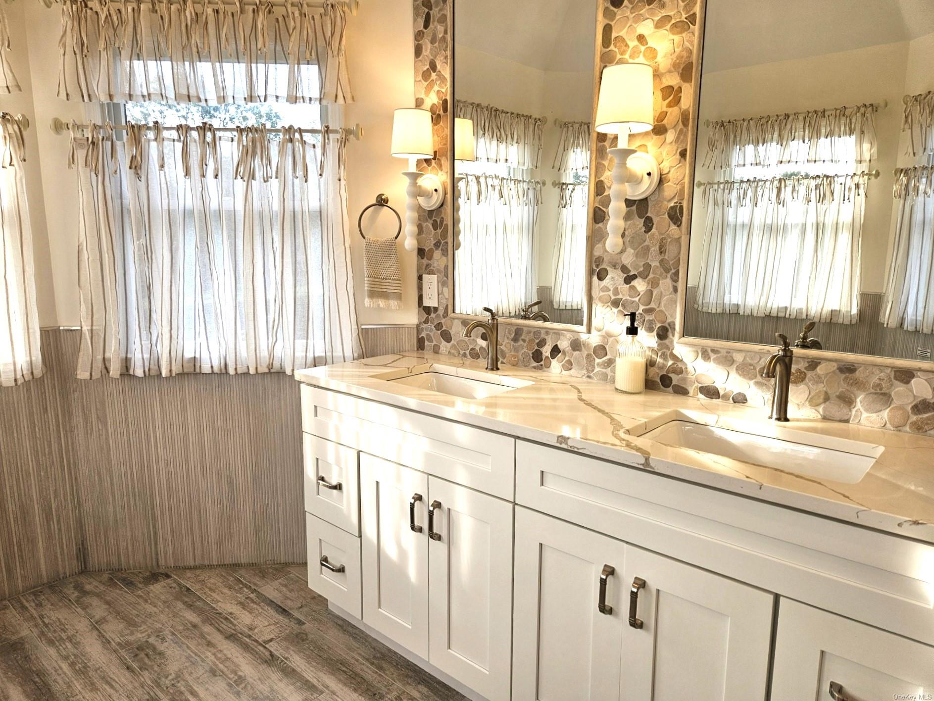 1275 The Esplanade, Southold, NY 11971