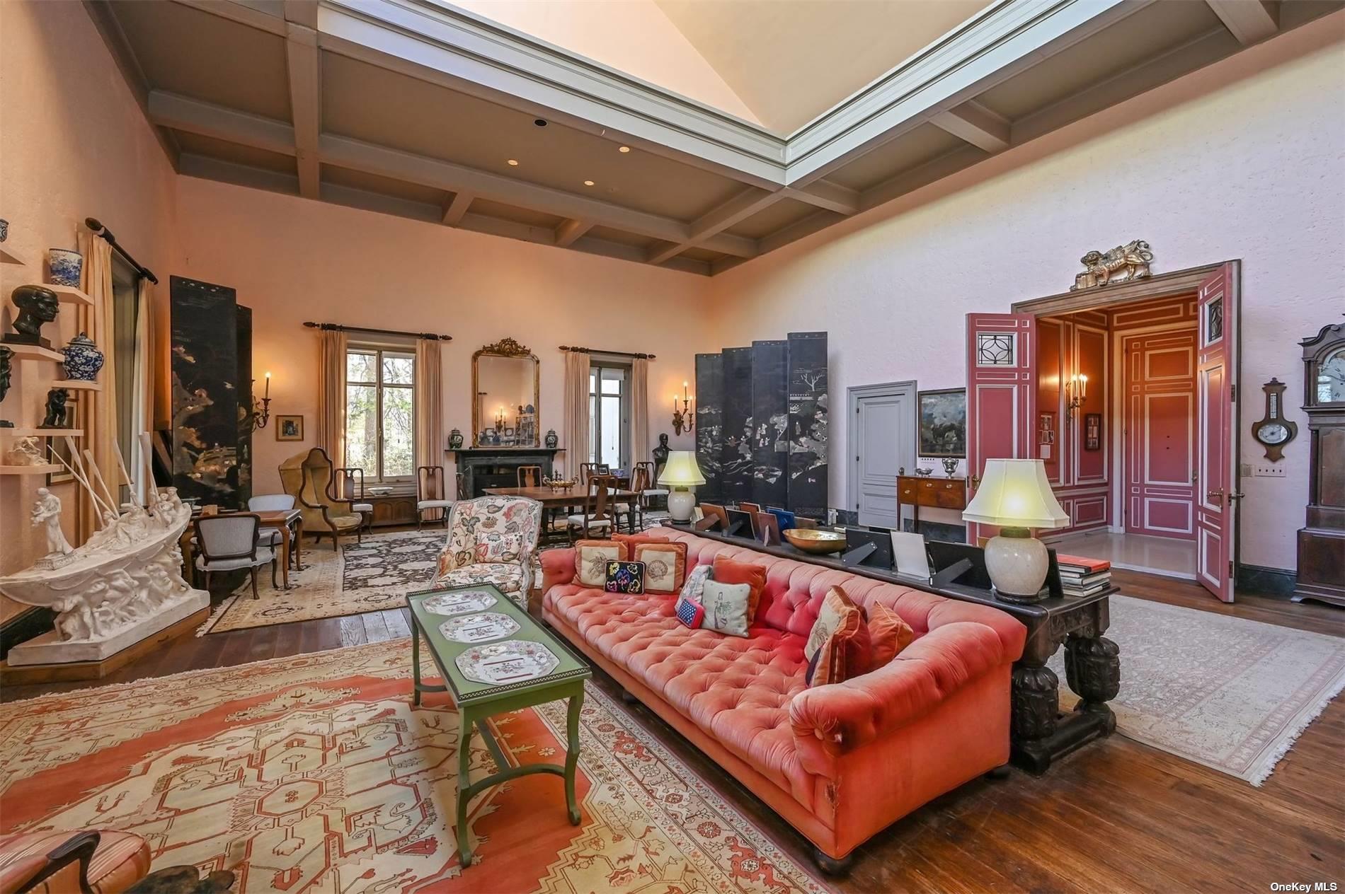 - Wheatley Road, Old Westbury, NY 11568