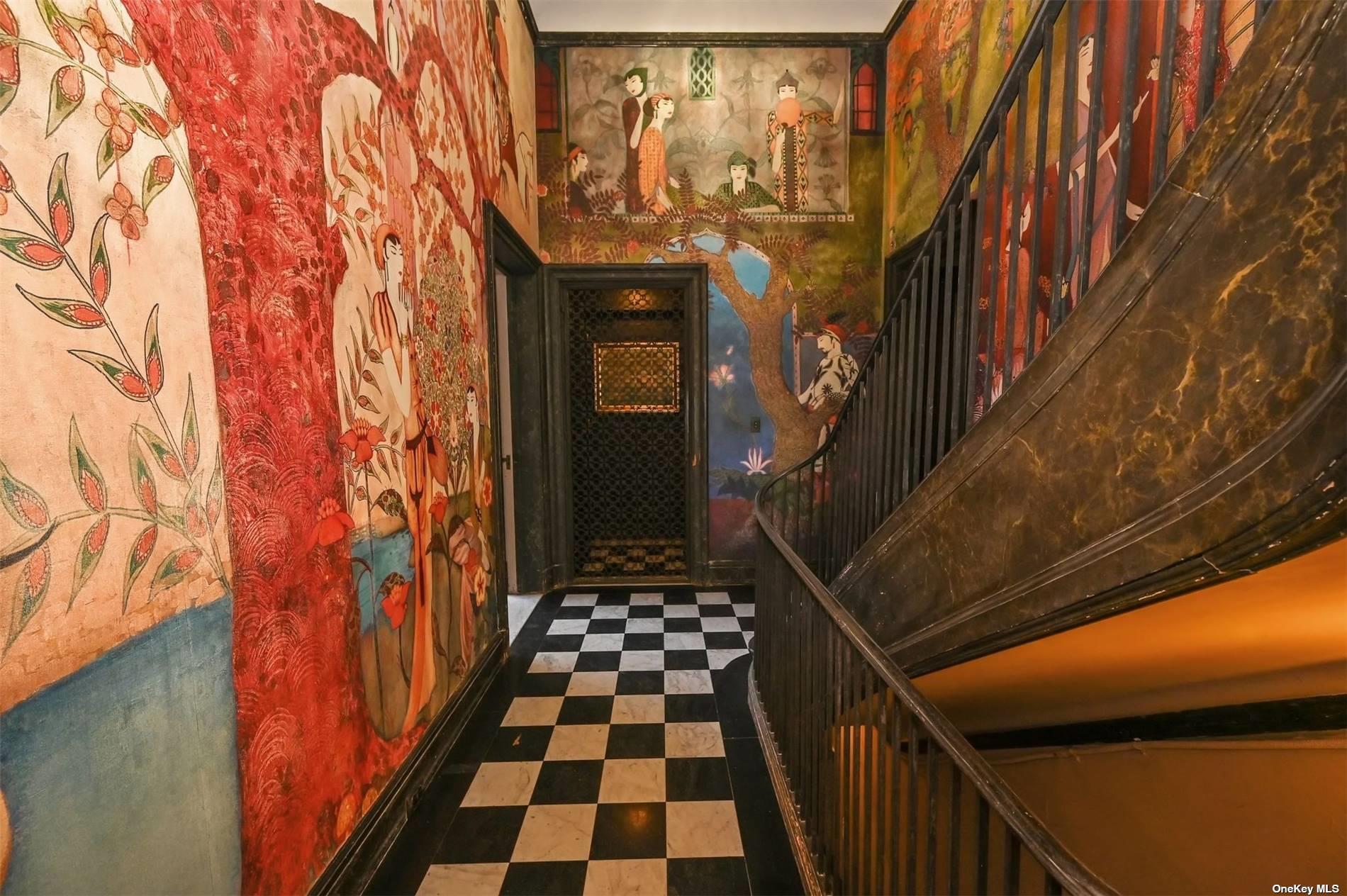 - Wheatley Road, Old Westbury, NY 11568