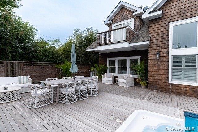674 Ocean Breeze, Ocean Beach, NY 11770