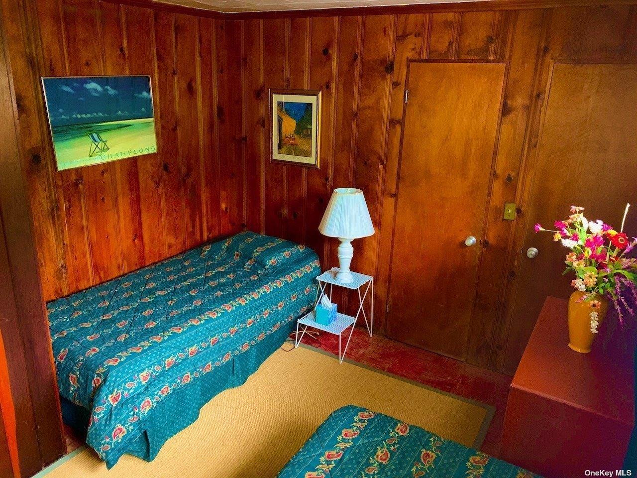 30 Gale Walk, Seaview, NY 11770