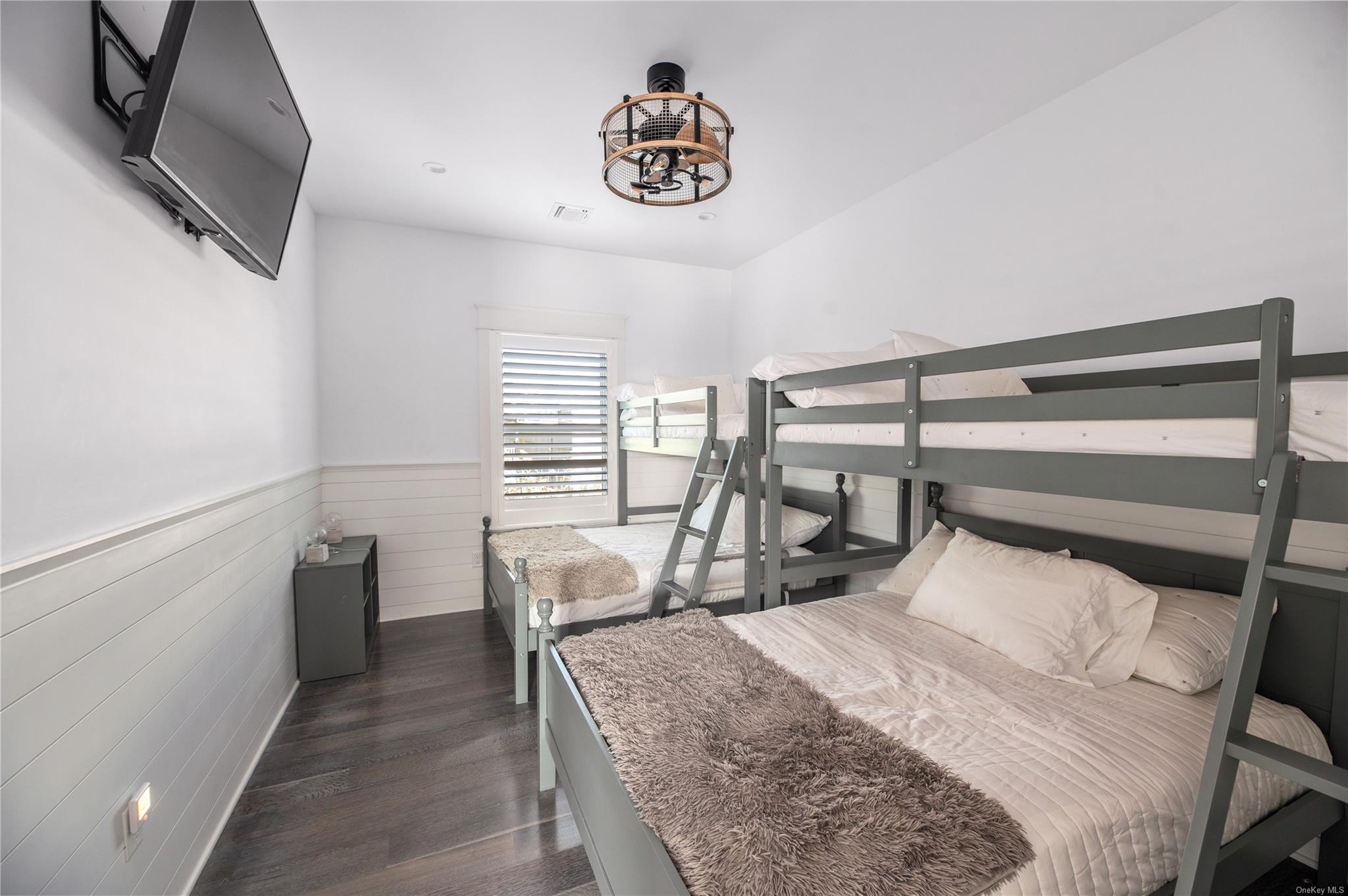 335 Surf Road, Ocean Beach, NY 11770