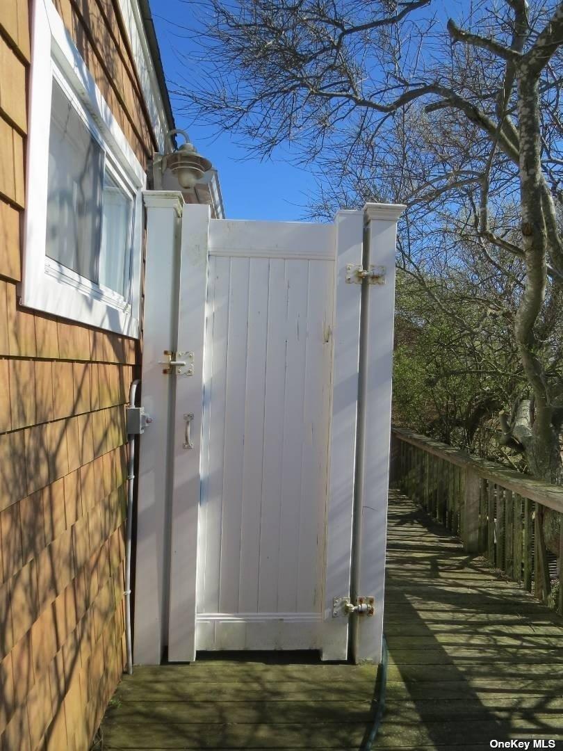 620 Dune Road, Westhampton, NY 11977