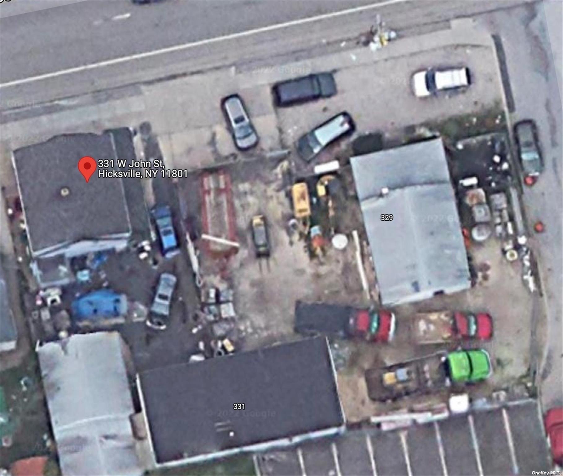 329, 331 W John St, Hicksville, NY 11801