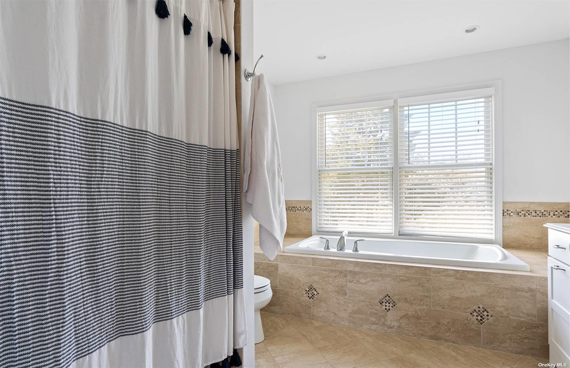 355 Midway Road, Southold, NY 11971