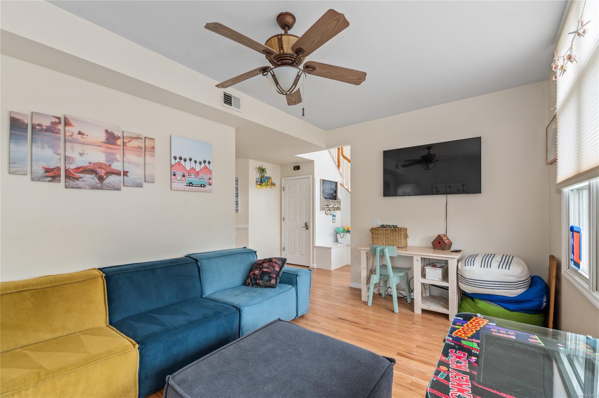 22 Bungalow, Ocean Beach, NY 11770