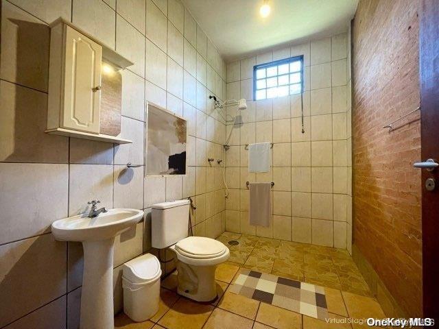 1505 Manoel Da Costa, Call Listing Agent, NY 14400