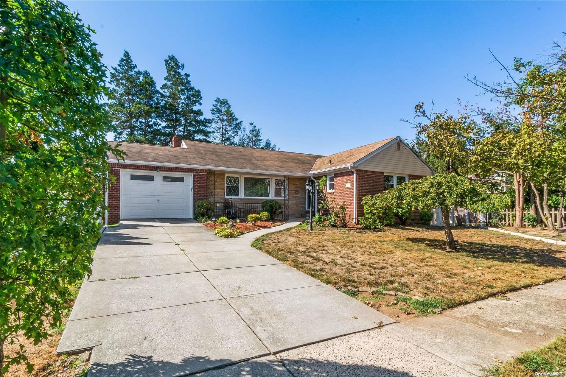 315 Marshall Avenue, West Hempstead, NY 11552