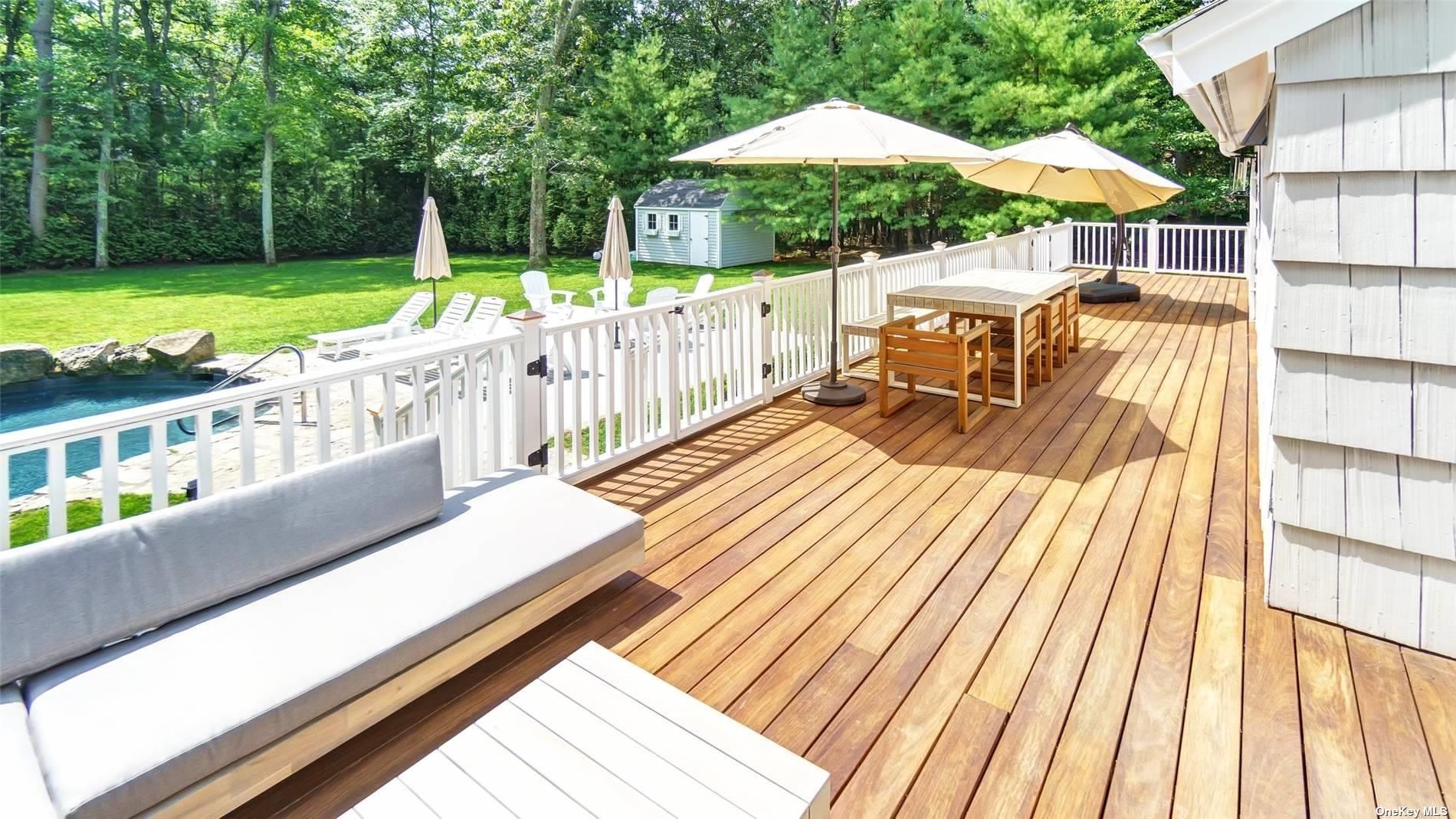 4 Scrimshaw Drive, Southampton, NY 11968