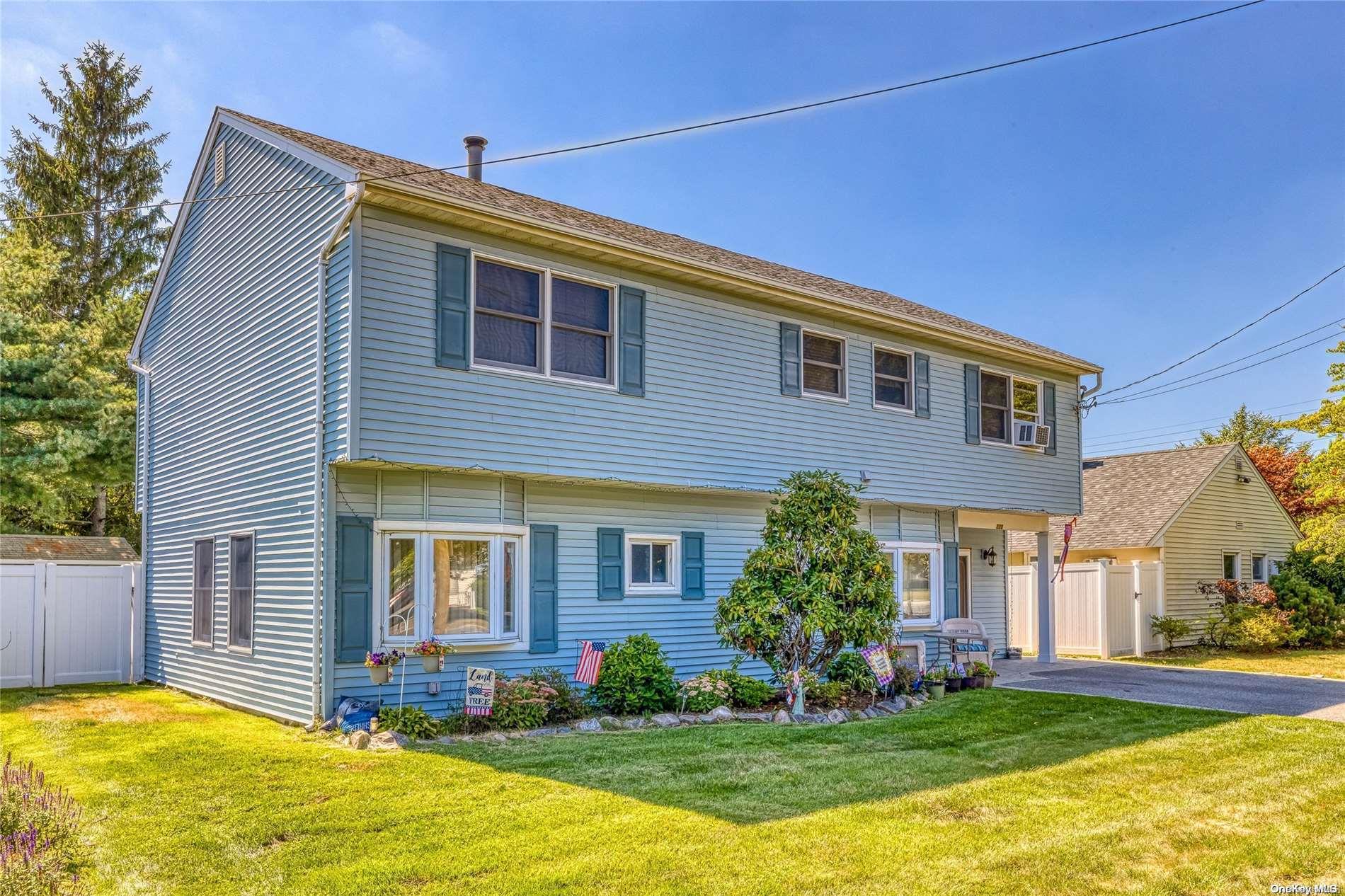 220 Jerusalem Avenue, Hicksville, NY 11801