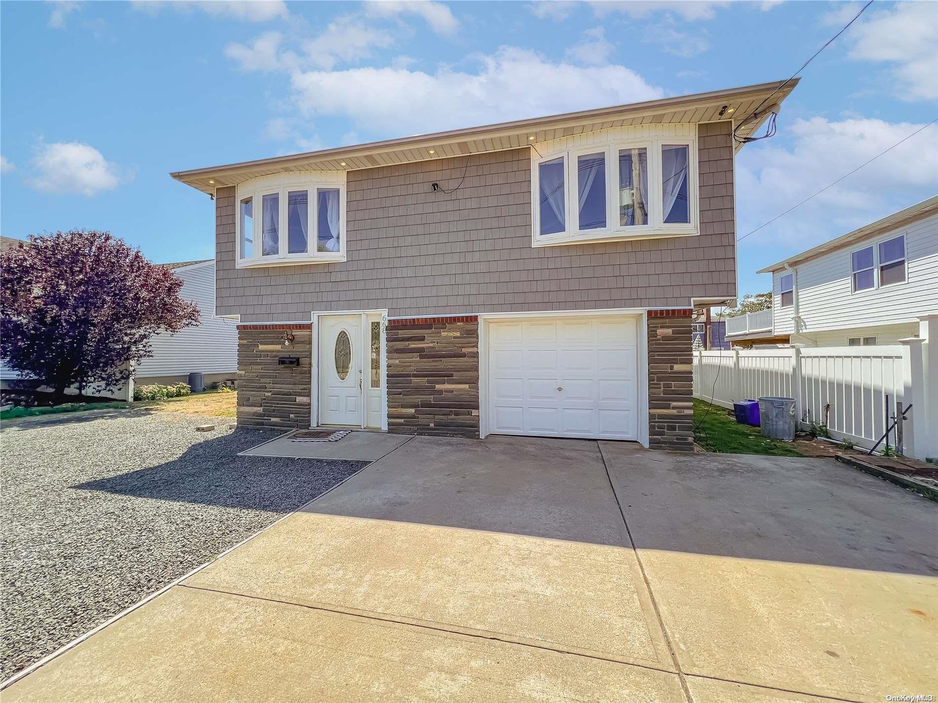 668 Miller Avenue, Freeport, NY 11520
